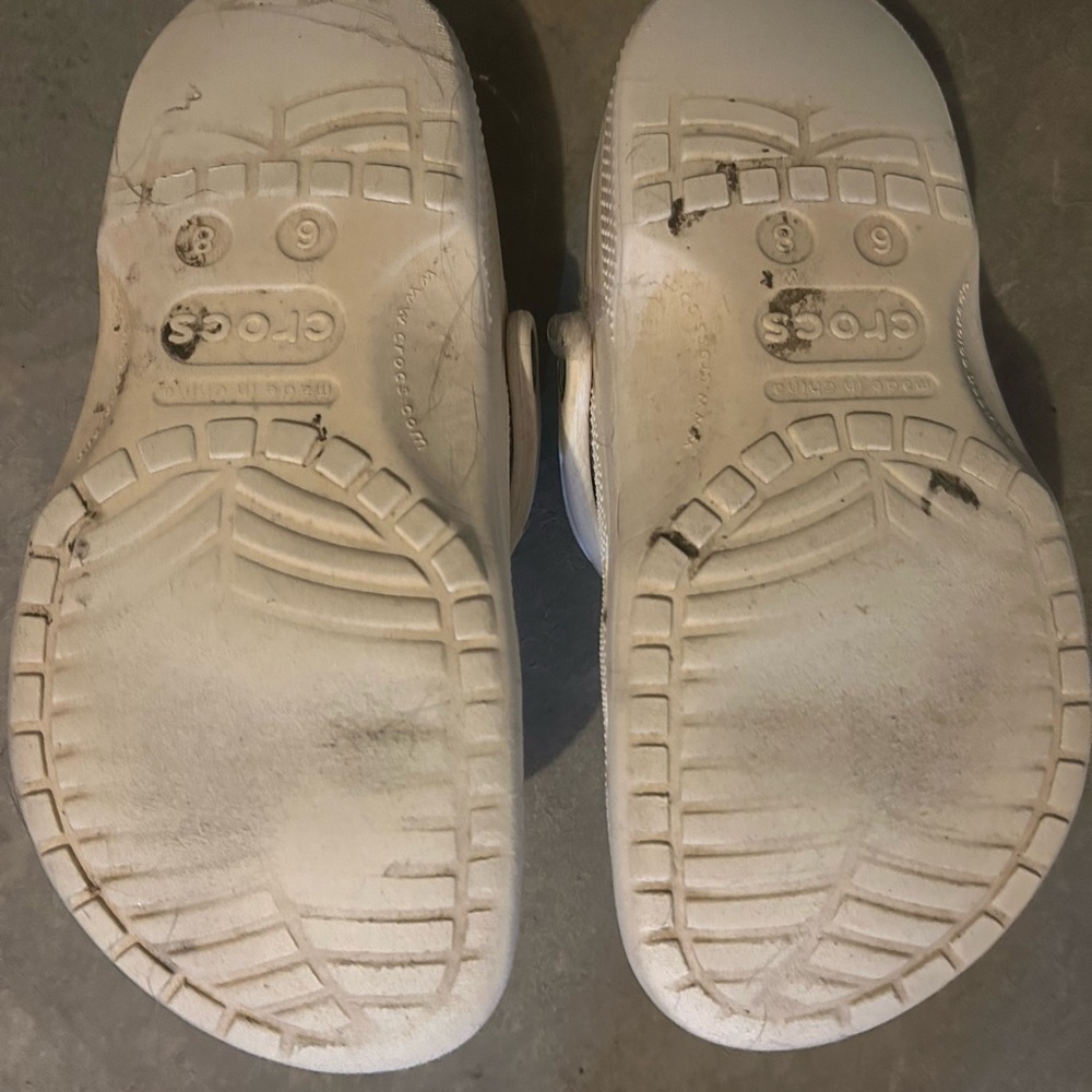 Crocs - Picture 2 of 2